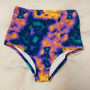 High Waist Cheeky Bikini Bottoms